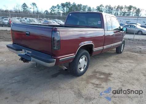 1997 Chevrolet K1500 Fleetside z USA, uszkodzony, nr VIN 1GCEK19M8VE268770